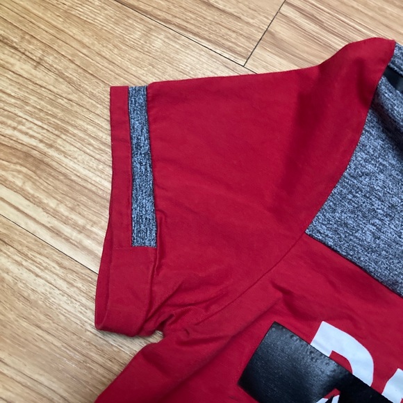 XIOS T- Shirt Men’s Size S Crew Neck Short Sleeve Red Graphic Print Tees - Picture 5 of 7